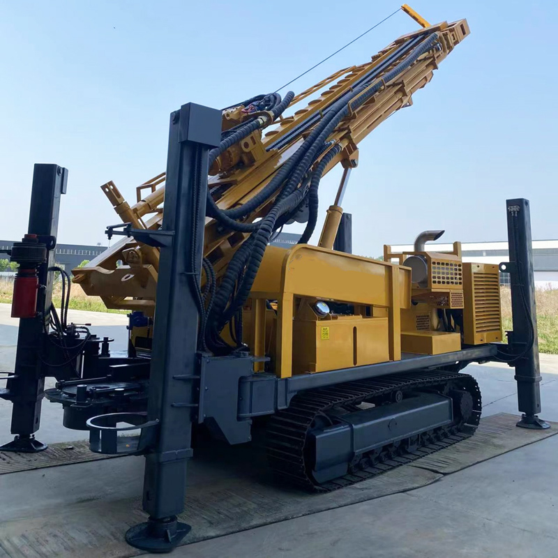 WR600S 600 Metre Sınıfı Derin Su Kuyusu Sondaj Makinesi Paletli Şasi Detayı