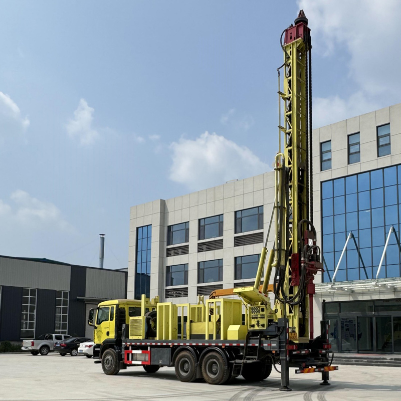WRT1200 Büyük Çaplı Su Kuyusu Sondaj Makinesi Çalışma Sahnesi