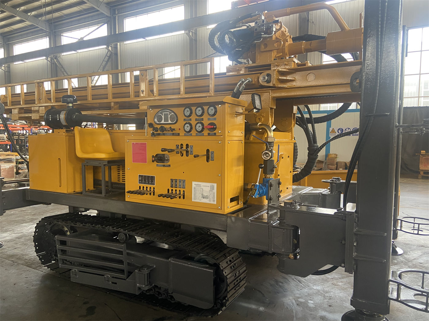 WR1200SL 1200 Metre Dizel-Elektrikli Su Kuyusu Sondaj Makinesi Tedariki: Saha Güç Besleme Koşulları Dizel ve Elektrikli Seçenek Seçimini Nasıl Etkiler?