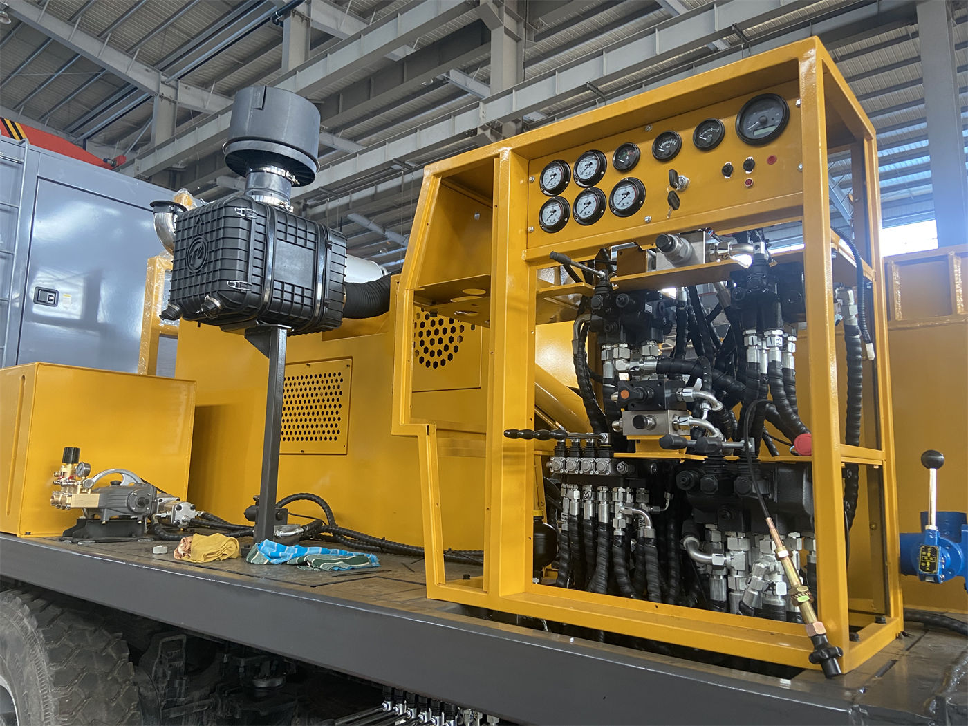 WR1200SL 1200 Metre Dizel-Elektrikli Su Kuyusu Sondaj Makinesi Tedariki: Saha Güç Besleme Koşulları Dizel ve Elektrikli Seçenek Seçimini Nasıl Etkiler?