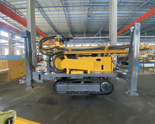 WR180E 180 Metre Küçük Paletli Su Kuyusu Sondaj Makinesi Tedariki: 28 HP Güç ve 16 T Kaldırma Kuvvet
