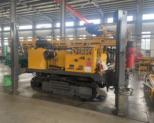 WR300SE 300 Metre Su Kuyusu Sondaj Makinesi Satın Alma: 105–325 mm Delik Çapı, 73 kW veya 85 kW Güç 