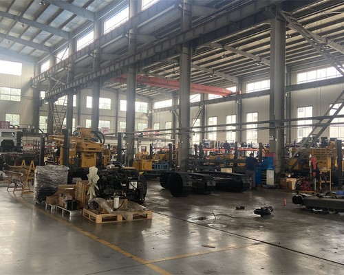 1500 Metre Sınıfı Derin Delik Sondaj Makinesi Sahaya İnmeden Önce Yerine Getirilmesi Gereken Birkaç 
